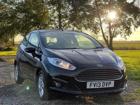 FORD FIESTA 1.0 T EcoBoost Zetec 